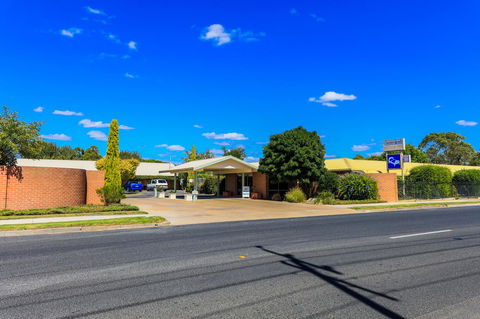 Country Roads Motor Inn Naracoorte - Accommodation Yamba 11