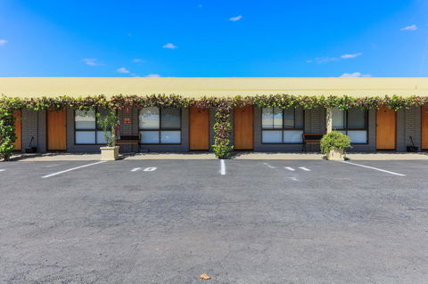 Country Roads Motor Inn Naracoorte - Accommodation Yamba 29