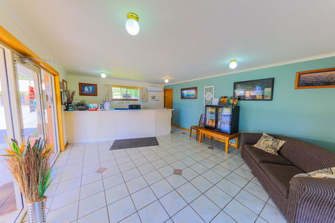 Country Roads Motor Inn Naracoorte - Accommodation Yamba 14