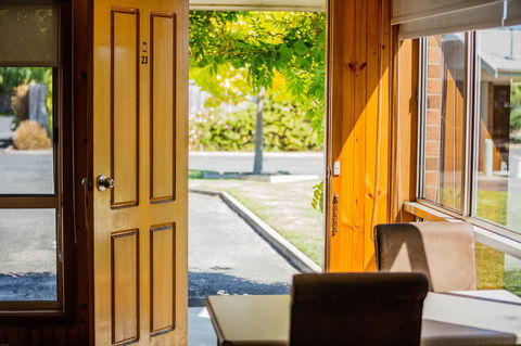 Country Roads Motor Inn Naracoorte - Accommodation Yamba 34