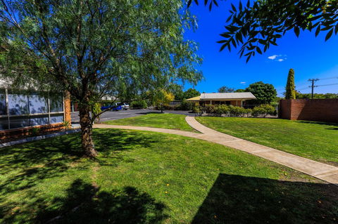 Country Roads Motor Inn Naracoorte - Accommodation Yamba 39