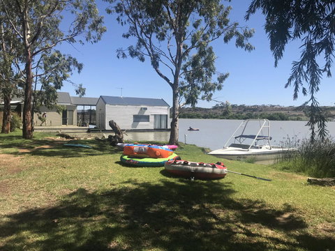 Murray Bridge Riverview Cabin - Accommodation Yamba 1