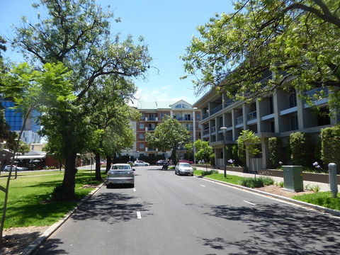 ADELAIDE CENTRAL APARTMENT - 3BR, 2BATH & CARPARK - Accommodation Yamba 33