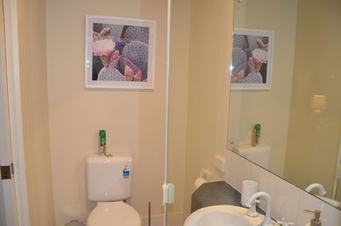 ADELAIDE CENTRAL APARTMENT - 3BR, 2BATH & CARPARK - Accommodation Yamba 13