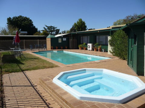 The Wine Vine Hotel - Accommodation Yamba 21