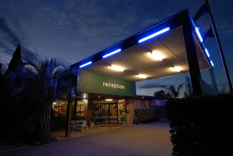 The Wine Vine Hotel - Accommodation Yamba 0