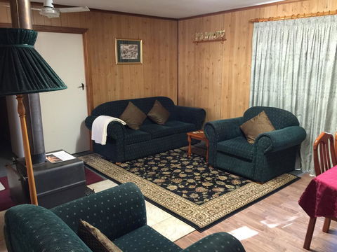 Clare Valley Cabins - Accommodation Yamba 25