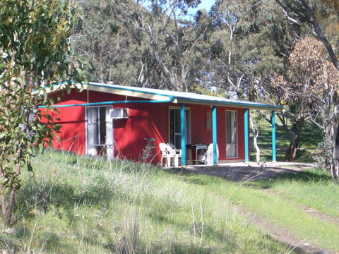 Clare Valley Cabins - Accommodation Yamba 7