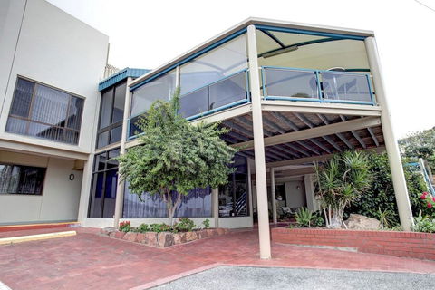Navigators Motel & Diner - Accommodation Yamba 13