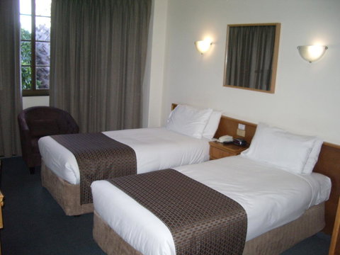 Aviators Lodge - Accommodation Yamba 5