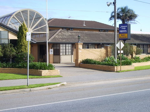 Aviators Lodge - Accommodation Yamba 23