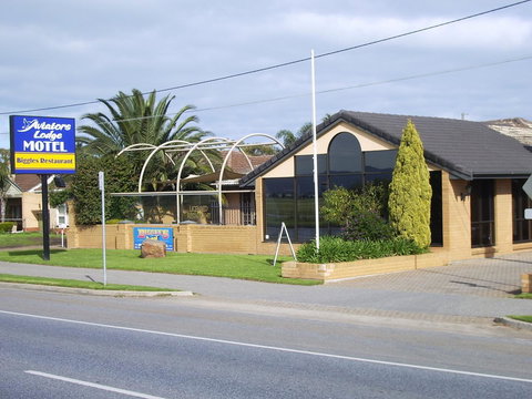 Aviators Lodge - Accommodation Yamba 13