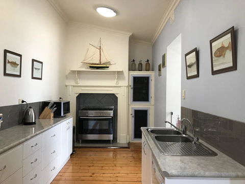 Armadale House - Kingscote - Accommodation Yamba 7