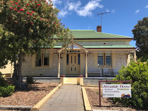 Armadale House - Kingscote - Accommodation Yamba 0