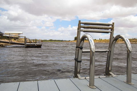 Brock's Base - Accommodation Yamba 1