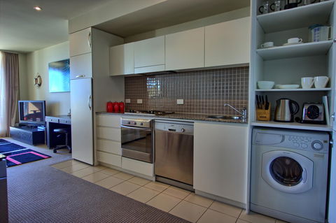 Pier 216 - Accommodation Yamba 7