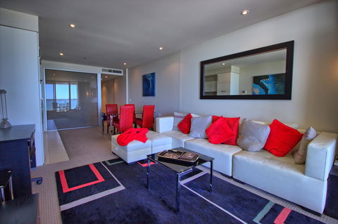 Pier 216 - Accommodation Yamba 3