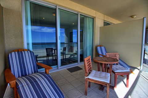 Pier 216 - Accommodation Yamba 1