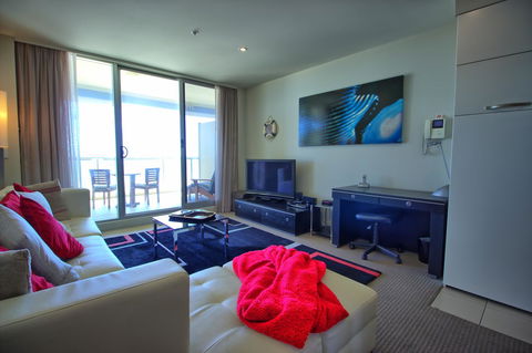 Pier 216 - Accommodation Yamba 4
