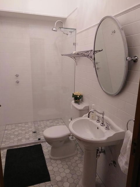 Grand Bluestone Mansion - Accommodation Yamba 15
