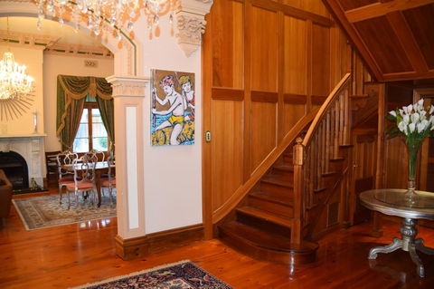 Grand Bluestone Mansion - Accommodation Yamba 12