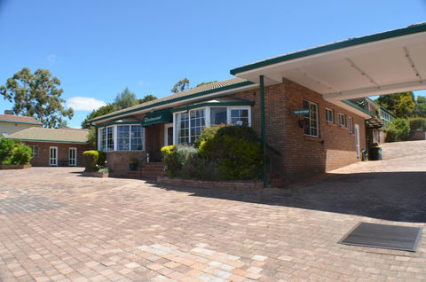 Deer Park Motor Inn Armidale - Accommodation Yamba 27