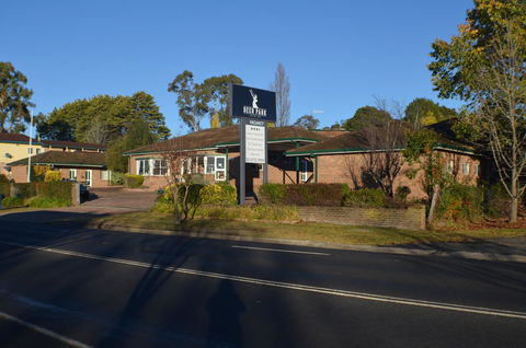 Deer Park Motor Inn Armidale - Accommodation Yamba 0