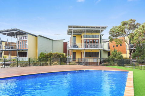 Villa 53 South Shores - Normanville S14 - Accommodation Yamba 1