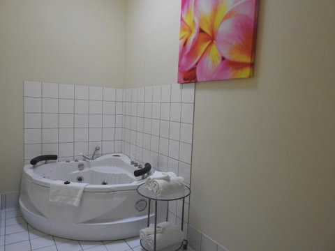 A Secret Garden - Accommodation Yamba 8