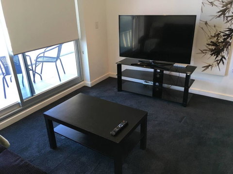Luxury City Apt With Pool, Gym, Spa, Netflix - Accommodation Yamba 21