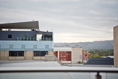 Luxury City Apt With Pool, Gym, Spa, Netflix - Accommodation Yamba 11