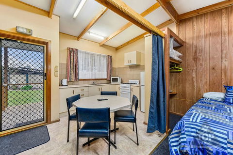 Millicent Hillview Caravan Park - Accommodation Yamba 19