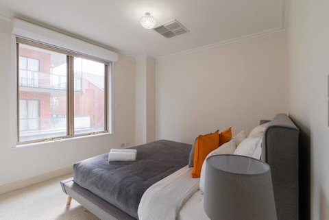 One Bedroom In Adelaideâ€™s East End FREE WIFI*Netflix*Parking - Accommodation Yamba 9