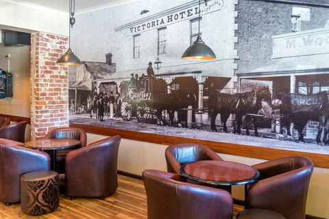 Victoria Hotel Strathalbyn - Accommodation Yamba 23