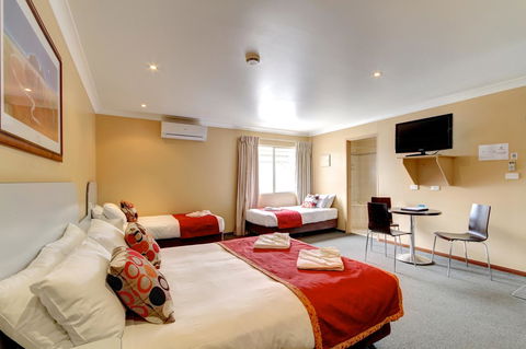 Victoria Hotel Strathalbyn - Accommodation Yamba 16
