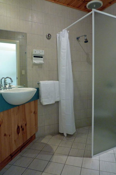 Coonawarra Place Motor Inn - Accommodation Yamba 17