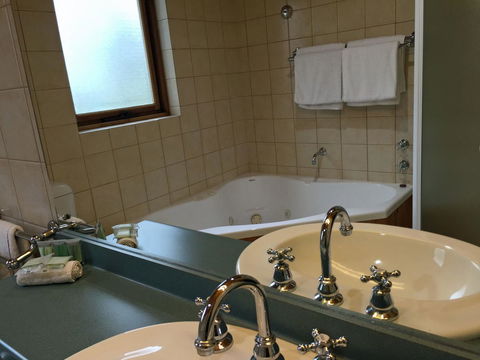 Coonawarra Place Motor Inn - Accommodation Yamba 40