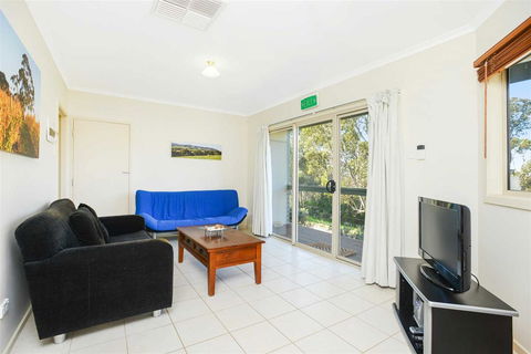 Shiraz Cottage - Accommodation Yamba 4