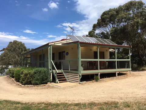 Shiraz Cottage - Accommodation Yamba 0
