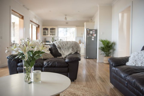 Port Lincoln Seaside Home - Accommodation Yamba 4