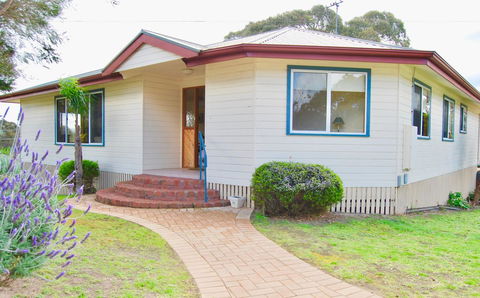 Annie\'s Balquhidder Cottage - Accommodation Yamba 17