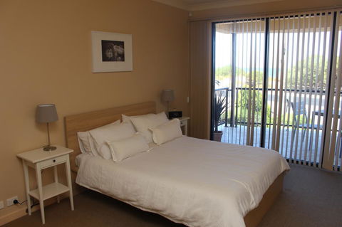 The Lighthouse - Beachfront Accommodation - Accommodation Yamba 1