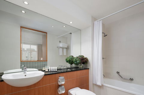 Rydges Newcastle - Accommodation Yamba 14