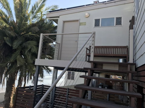 Beachside & Jetty View Apartment 6 - Captain\'s Apt - Accommodation Yamba 7