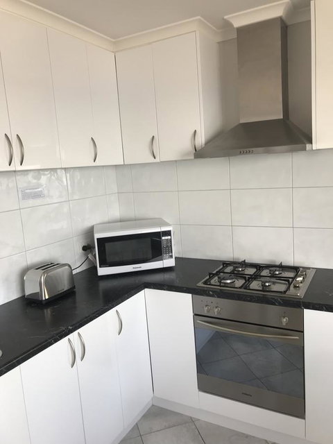 Beachside & Jetty View Apartment 6 - Captain\'s Apt - Accommodation Yamba 5
