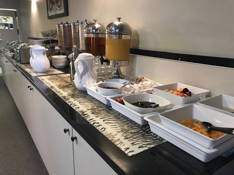 Cattlemans Country Motor Inn & Serviced Apartments - Accommodation Yamba 4