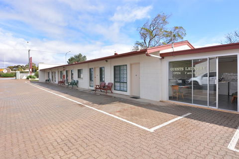 Motel Poinsettia - Accommodation Yamba 9