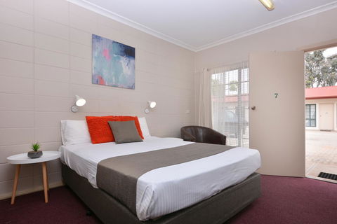 Motel Poinsettia - Accommodation Yamba 29