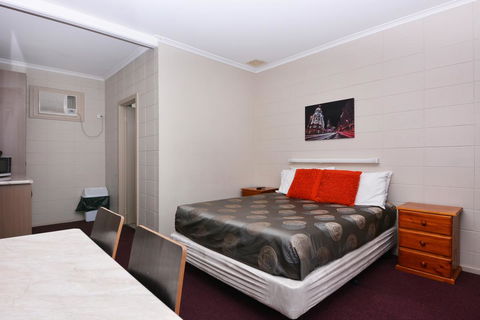 Motel Poinsettia - Accommodation Yamba 14