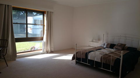 Hilltop Escape - Accommodation Yamba 12